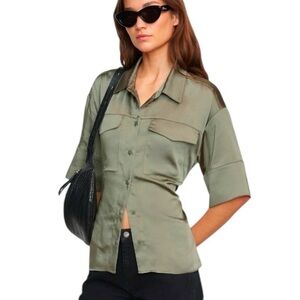 Modern Citizen Yoon Green Satin Short Sleeve Button Blouse Shirt‎ Medium